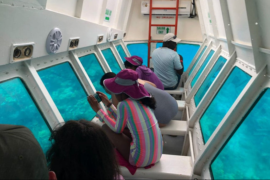 Glass bottom boat tour West Bay